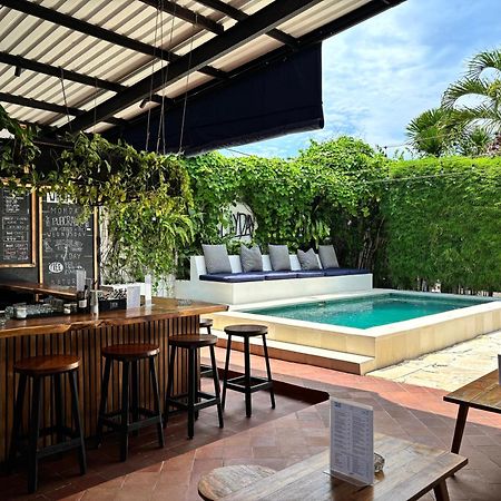 Lay Day Hostel Canggu Zewnętrze zdjęcie