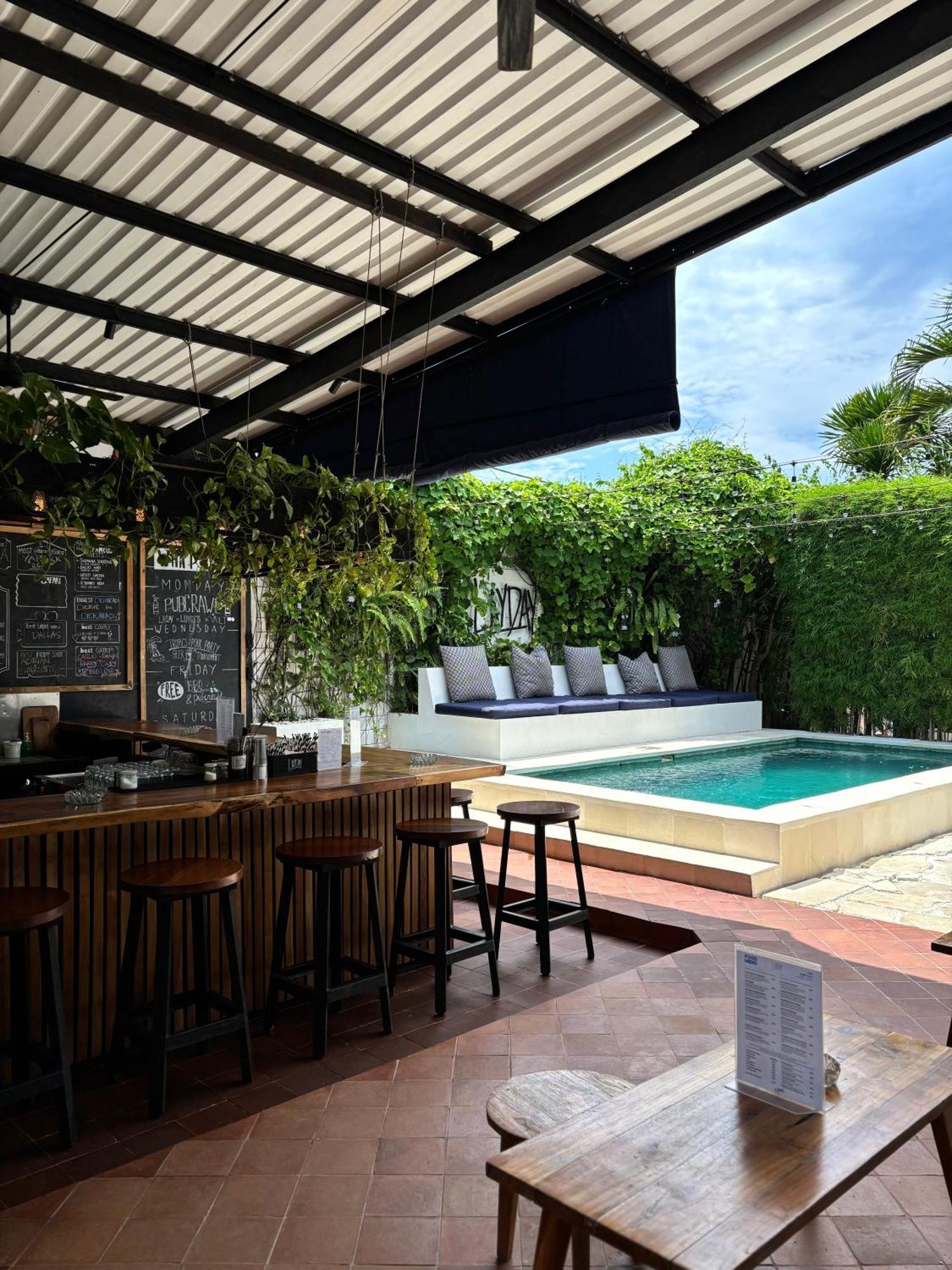 Lay Day Hostel Canggu Zewnętrze zdjęcie