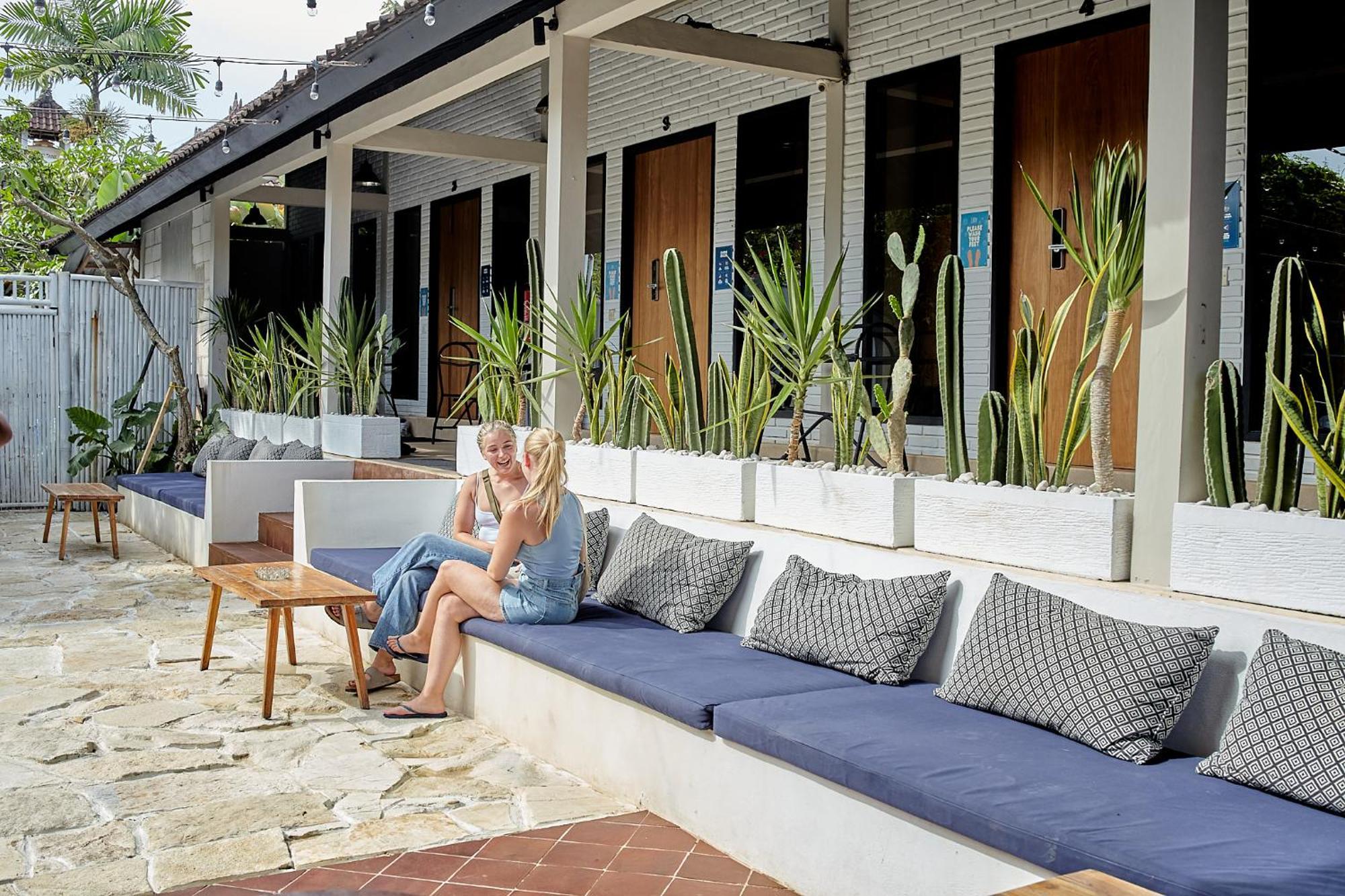 Lay Day Hostel Canggu Zewnętrze zdjęcie